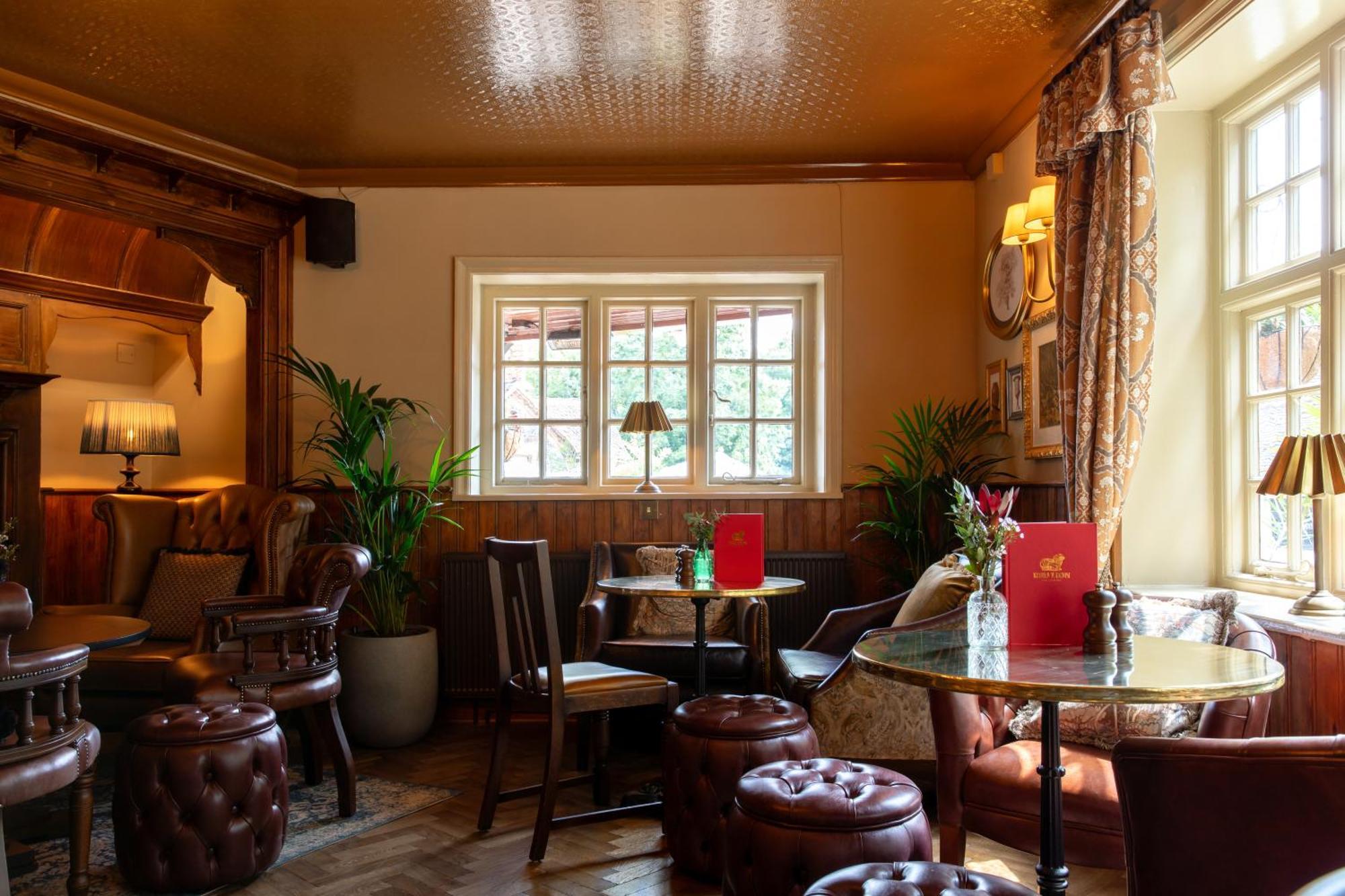 Red Lion Hotel Радлетт Экстерьер фото